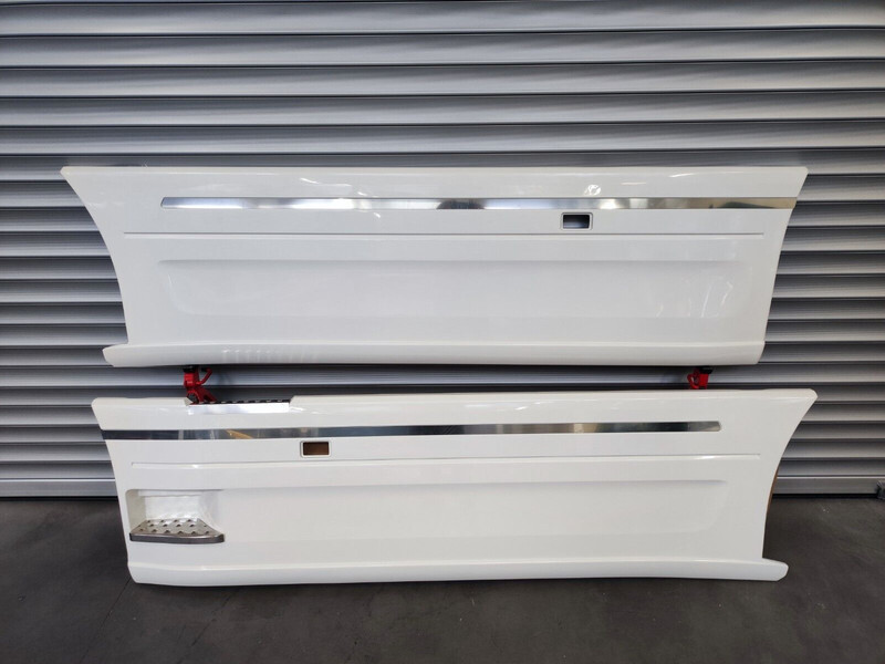 Scania FAIRINGS / CARENE wb 3700 mm - Аэродинамика/ Спойлеры для Грузовиков: фото 1 Scania FAIRINGS / CARENE wb 3700 mm - Аэродинамика/ Спойлеры для Грузовиков: фото 1