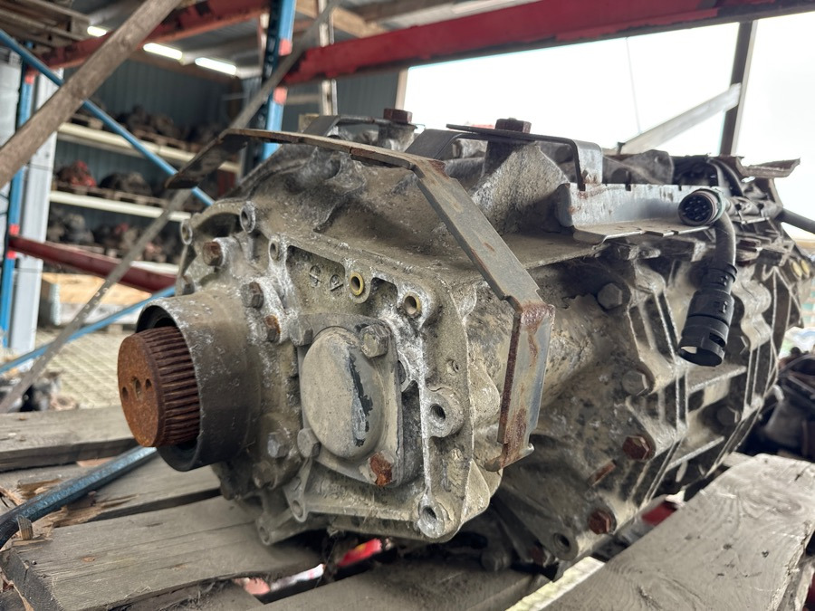 DAF GEARBOX 12A2130 TD *DAMAGE* - Коробка передач для Грузовиков: фото 1