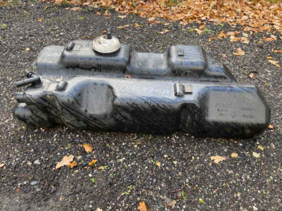 IVECO FUEL TANK 504135947 - Топливная система для Грузовиков: фото 1