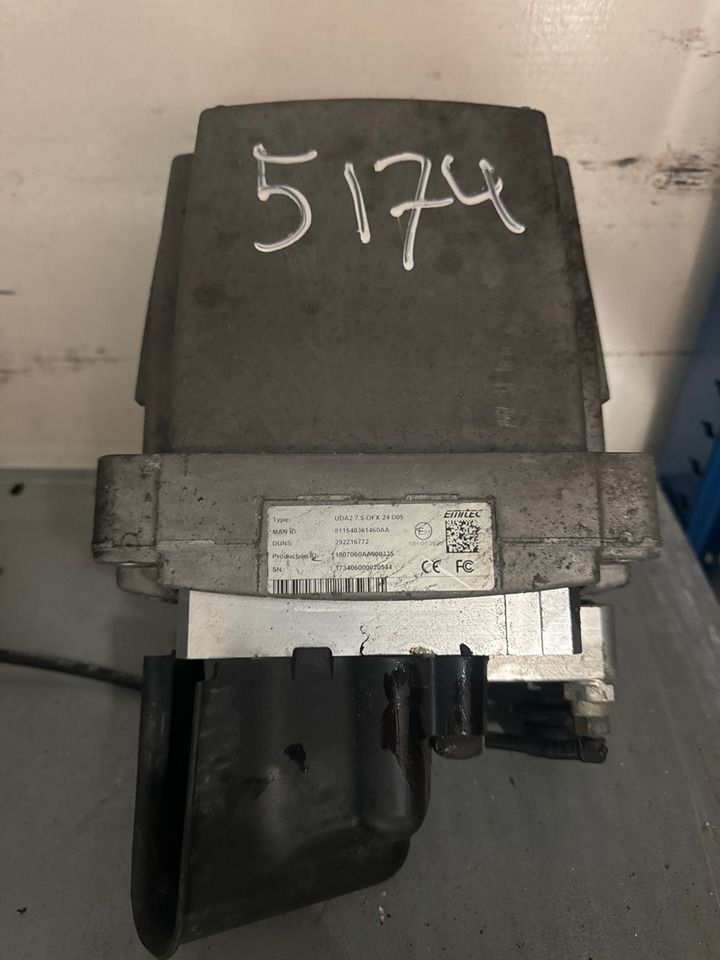 MAN ADBLUE PUMPE 81.15403-6146 - Топливная система для Грузовиков: фото 1