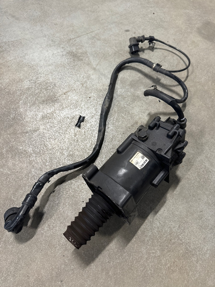 MAN CLUCH BOOSTER 81.30716-6115 - Коробка передач и запчасти для Грузовиков: фото 1