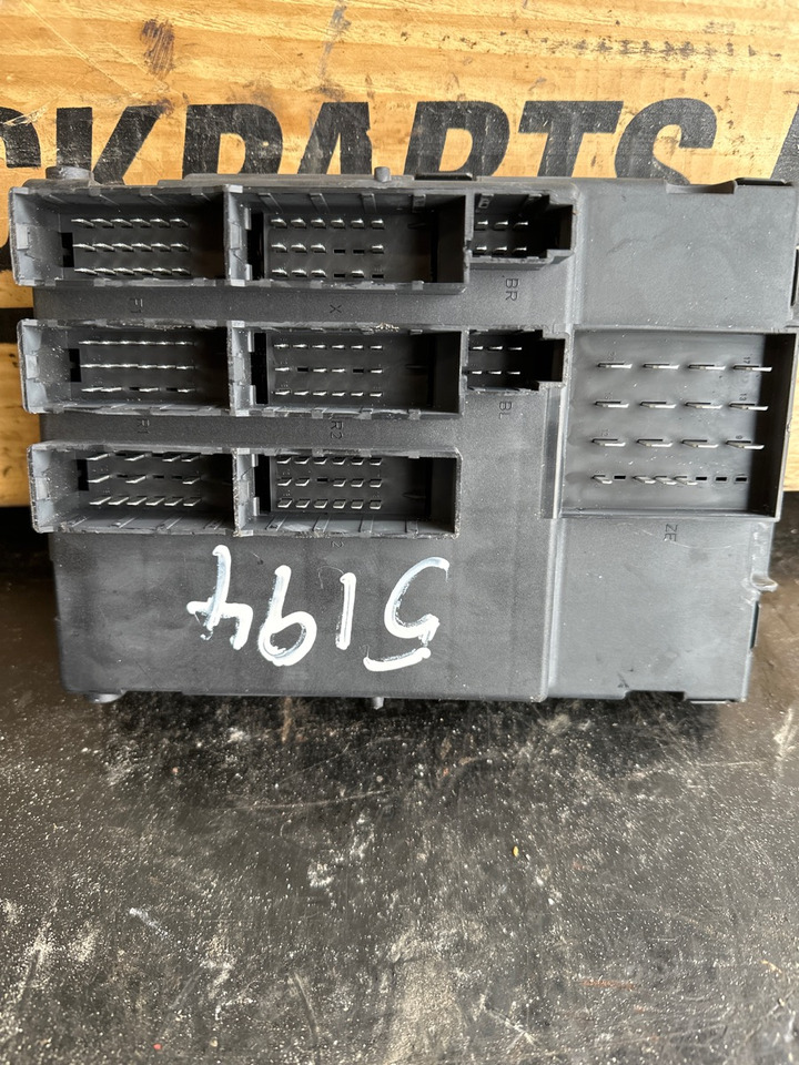 MAN ECU ZBR2 81.25806-7114 - Электрическая система для Грузовиков: фото 1