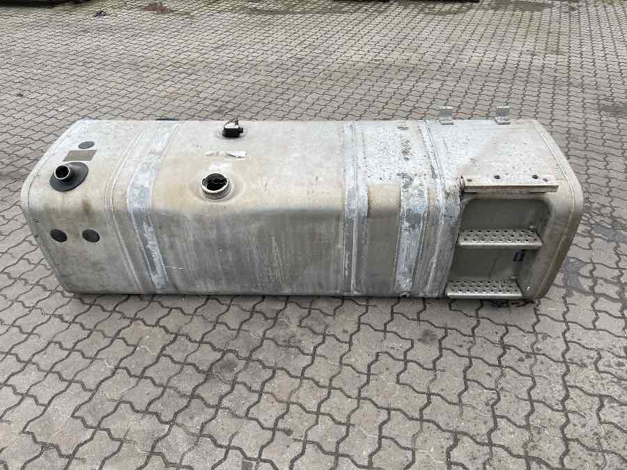 MAN FUEL TANK KOMBI DIESEL + ADBLUE - Топливная система для Грузовиков: фото 1