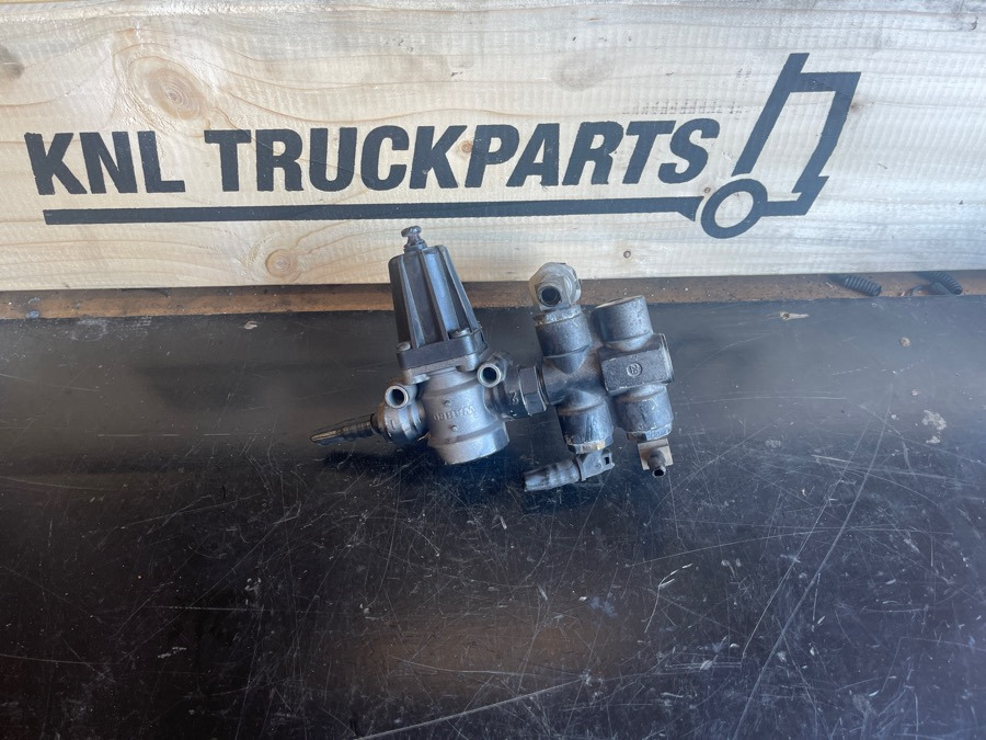 MAN VALVE 81.52101-6269 - Тормозной клапан для Грузовиков: фото 1 MAN VALVE 81.52101-6269 - Тормозной клапан для Грузовиков: фото 1