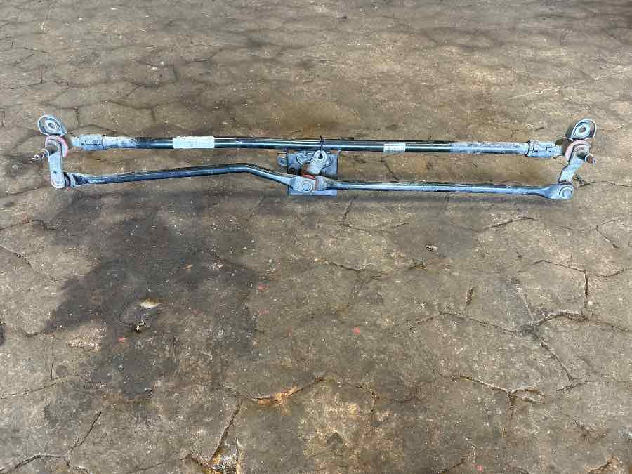 MAN WIPER ASSY 81.26400-6374 - Кабина и интерьер для Грузовиков: фото 1 MAN WIPER ASSY 81.26400-6374 - Кабина и интерьер для Грузовиков: фото 1