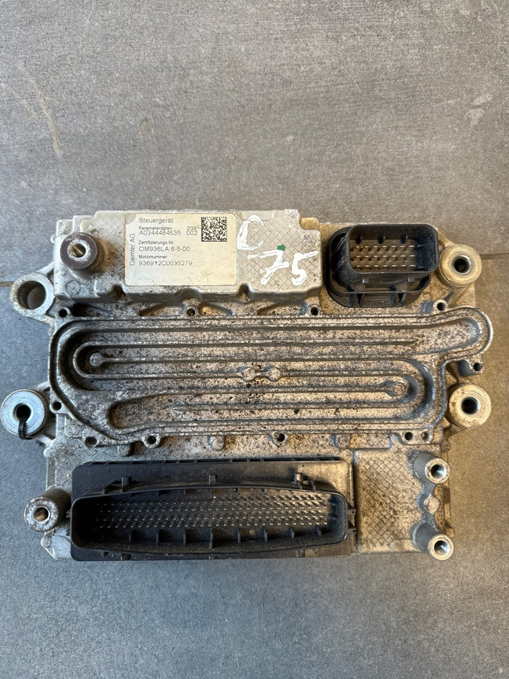 MERCEDES ECU MCM2 A0014465235 - Электрическая система для Грузовиков: фото 1 MERCEDES ECU MCM2 A0014465235 - Электрическая система для Грузовиков: фото 1