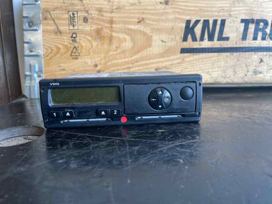 MERCEDES TACHO A0024464033 /001 - Электрическая система для Грузовиков: фото 1 MERCEDES TACHO A0024464033 /001 - Электрическая система для Грузовиков: фото 1