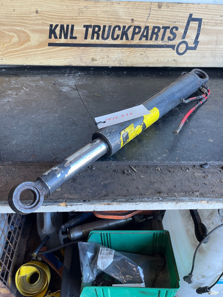 SCANIA CAB TILT CYLINDER 1517324 - Кабина и интерьер для Грузовиков: фото 1 SCANIA CAB TILT CYLINDER 1517324 - Кабина и интерьер для Грузовиков: фото 1