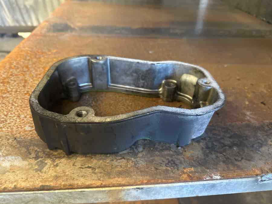 SCANIA CYLINDERHEAD COVER 1880754 - Двигатель и запчасти для Грузовиков: фото 1 SCANIA CYLINDERHEAD COVER 1880754 - Двигатель и запчасти для Грузовиков: фото 1