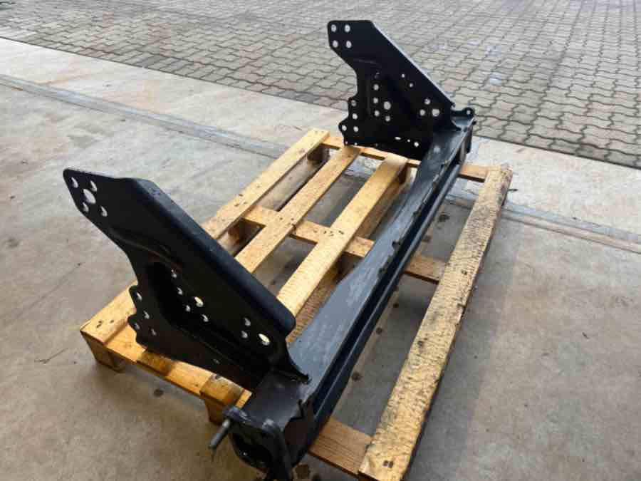 SCANIA FRONT BRACKET 2842925 - Рама/ Шасси для Грузовиков: фото 1 SCANIA FRONT BRACKET 2842925 - Рама/ Шасси для Грузовиков: фото 1