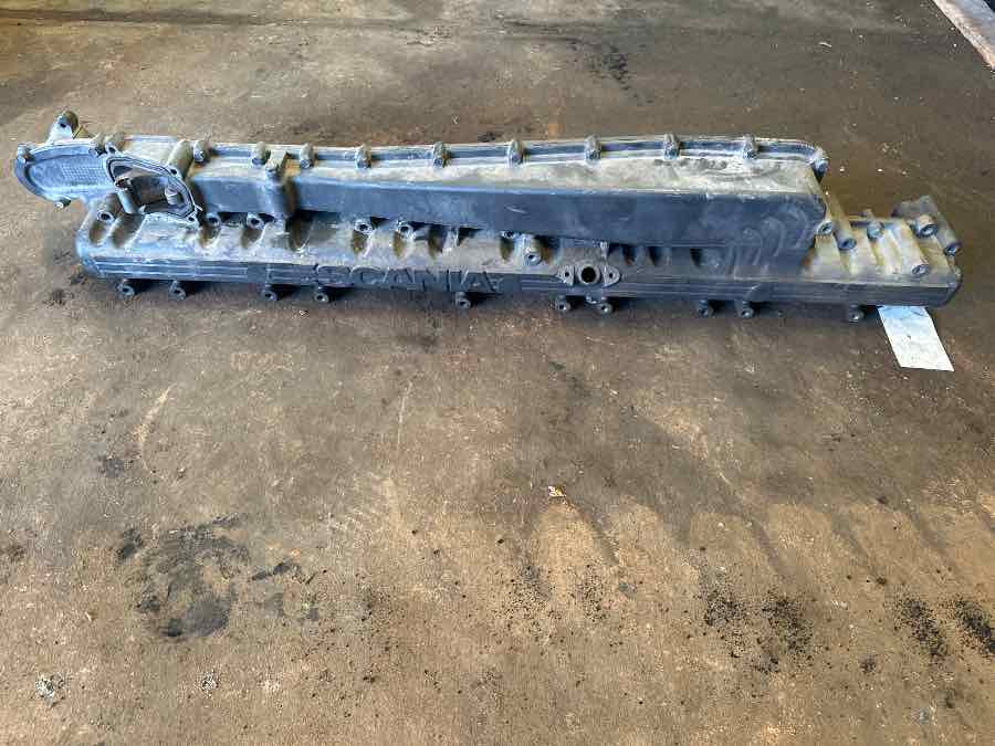 SCANIA INTAKE MANIFOLD 1495860 - Двигатель и запчасти для Грузовиков: фото 1 SCANIA INTAKE MANIFOLD 1495860 - Двигатель и запчасти для Грузовиков: фото 1