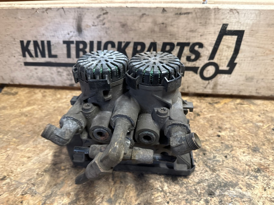 SCANIA PRESSURE CONTROL MODULE EBS VALVE 1879280 - Тормозной клапан для Грузовиков: фото 1 SCANIA PRESSURE CONTROL MODULE EBS VALVE 1879280 - Тормозной клапан для Грузовиков: фото 1