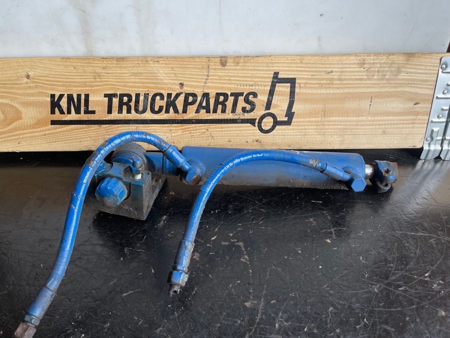 SCANIA STEERING CYLINDER 1500068 - Рулевое управление для Грузовиков: фото 1 SCANIA STEERING CYLINDER 1500068 - Рулевое управление для Грузовиков: фото 1