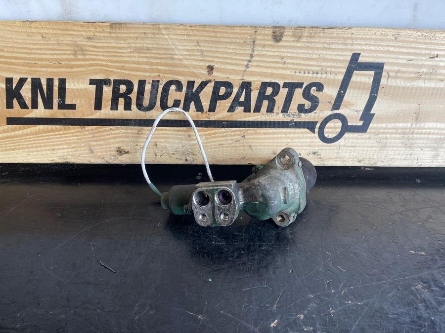 VOLVO EGR VALVE 22129531 - Тормозной клапан для Грузовиков: фото 1