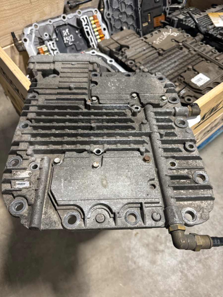 VOLVO ISHIFT COMPUTER 20817637 - Коробка передач и запчасти для Грузовиков: фото 1