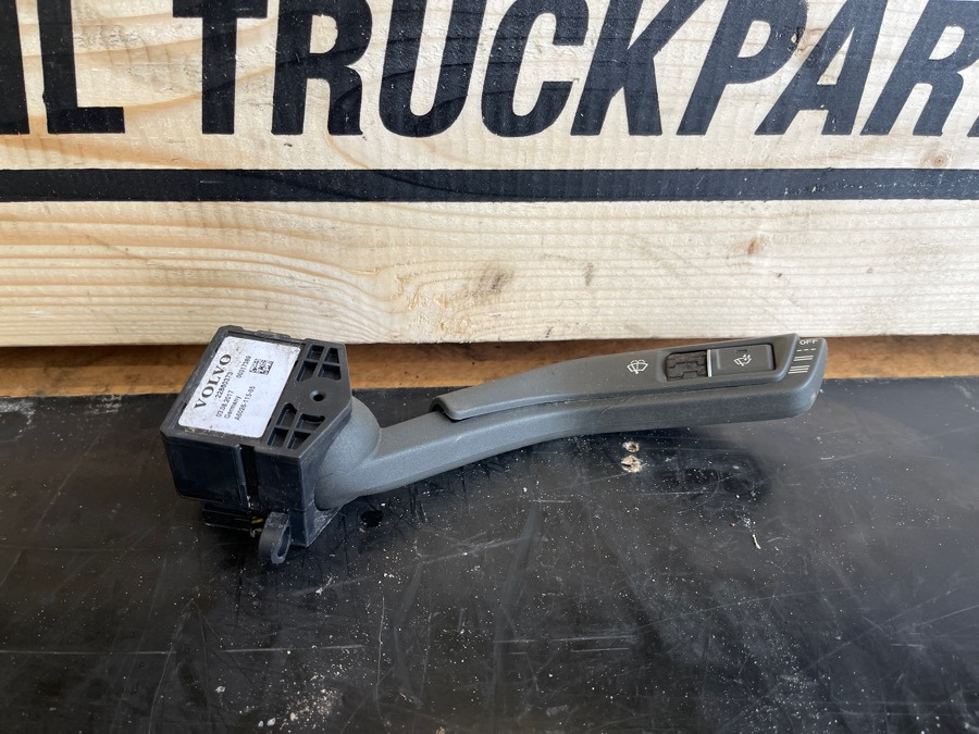 VOLVO WIPER SWITCH 22860373 - Кабина и интерьер для Грузовиков: фото 1