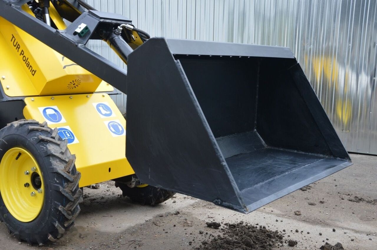 Tur Poland Mini Loader TUR N 520 Mini Hoflader Kompaktlader Briggs&Stratton в лизинг Tur Poland Mini Loader TUR N 520 Mini Hoflader Kompaktlader Briggs&Stratton: фото 17