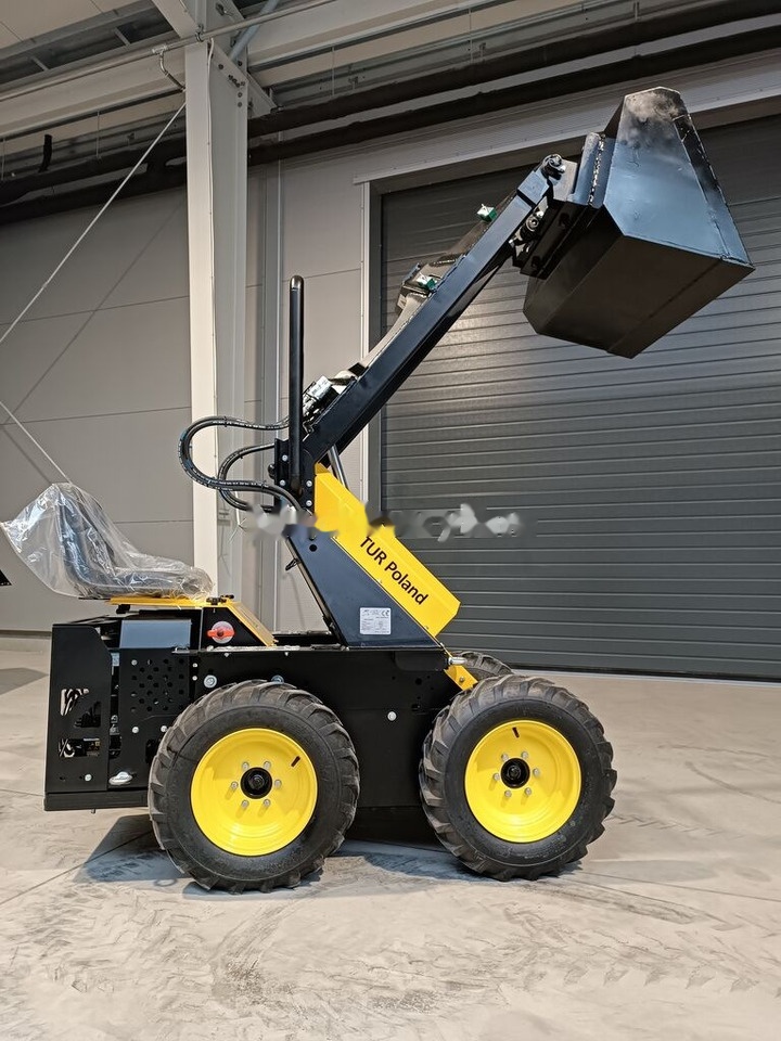 Tur Poland Mini Loader TUR N 520 Mini Hoflader Kompaktlader Briggs&Stratton в лизинг Tur Poland Mini Loader TUR N 520 Mini Hoflader Kompaktlader Briggs&Stratton: фото 47