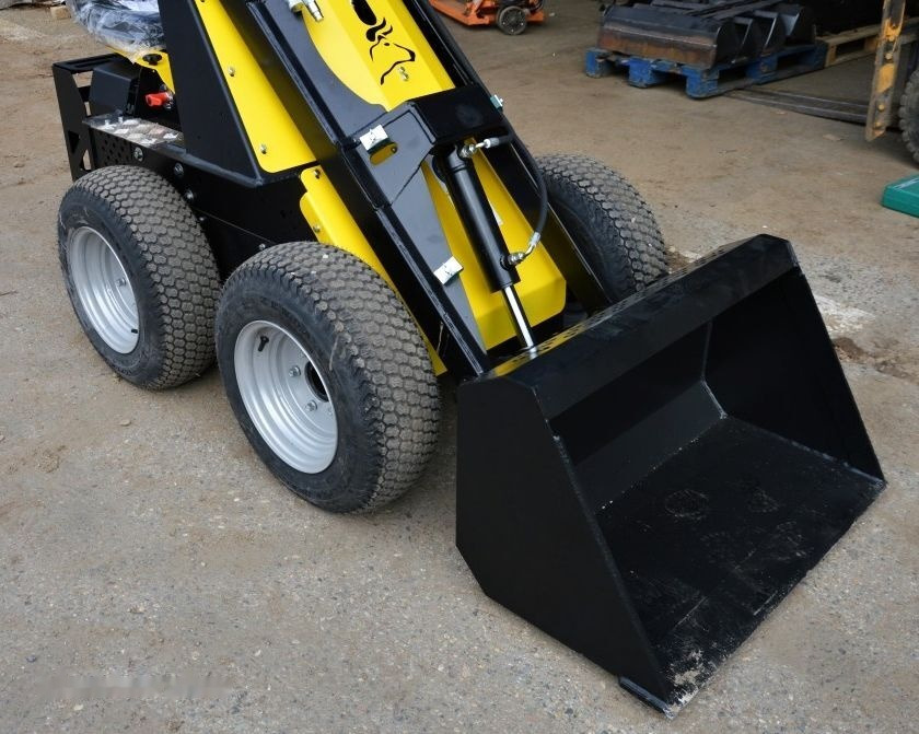 Tur Poland Mini Loader TUR N 520 Mini Hoflader Kompaktlader Briggs&Stratton в лизинг Tur Poland Mini Loader TUR N 520 Mini Hoflader Kompaktlader Briggs&Stratton: фото 39