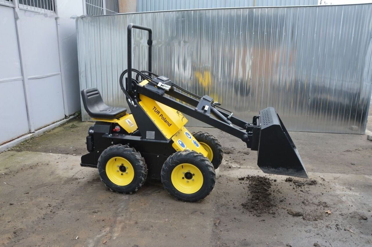 Tur Poland Mini Loader TUR N 520 Mini Hoflader Kompaktlader Briggs&Stratton в лизинг Tur Poland Mini Loader TUR N 520 Mini Hoflader Kompaktlader Briggs&Stratton: фото 16