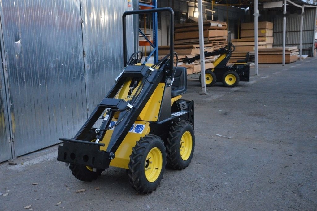 Tur Poland Mini Loader TUR N 520 Mini Hoflader Kompaktlader Briggs&Stratton в лизинг Tur Poland Mini Loader TUR N 520 Mini Hoflader Kompaktlader Briggs&Stratton: фото 13