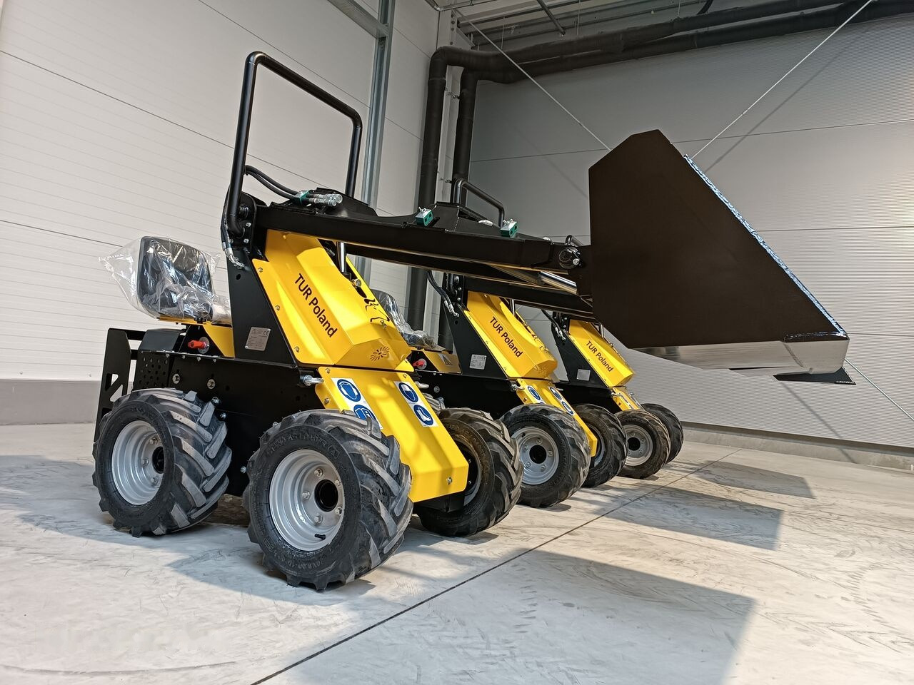 Tur Poland Mini Loader TUR N 520 Mini Hoflader Kompaktlader Briggs&Stratton в лизинг Tur Poland Mini Loader TUR N 520 Mini Hoflader Kompaktlader Briggs&Stratton: фото 49