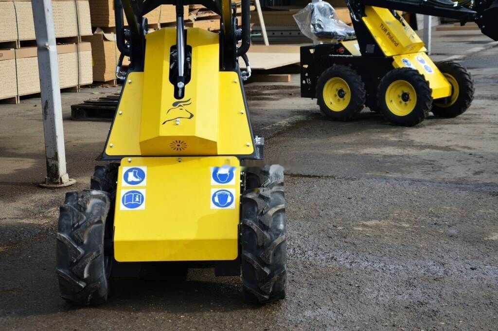 Tur Poland Miniradlader Miniloader Mini hoflader TUR N 520 в лизинг Tur Poland Miniradlader Miniloader Mini hoflader TUR N 520: фото 28
