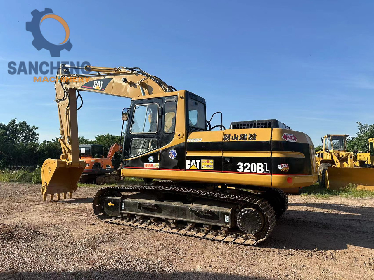 CATERPILLAR 320BL - Гусеничный экскаватор: фото 1 CATERPILLAR 320BL - Гусеничный экскаватор: фото 1