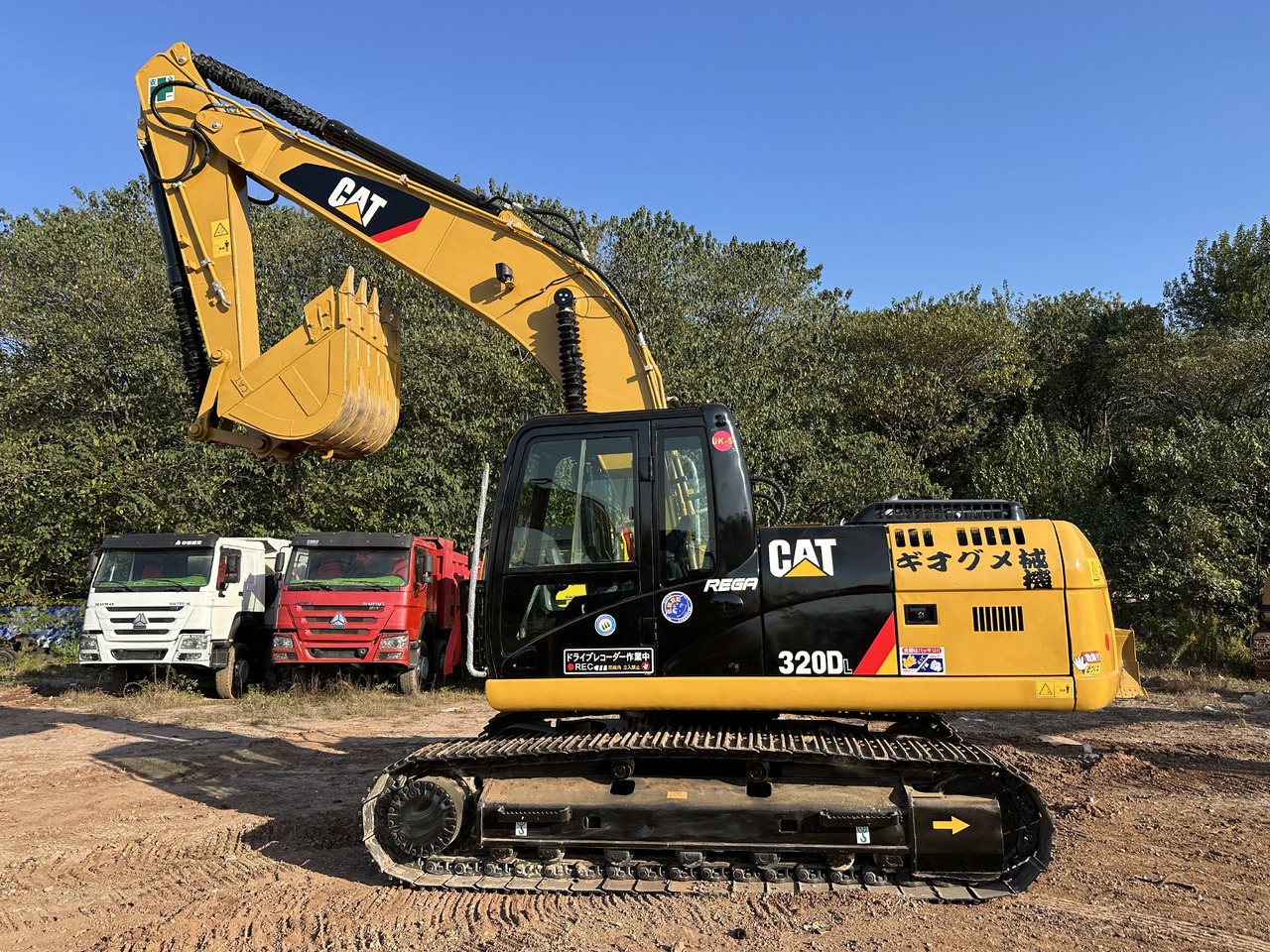CATERPILLAR 320DL - Гусеничный экскаватор: фото 1