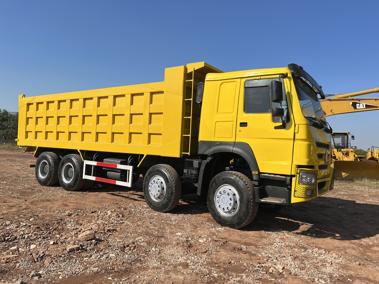 SINOTRUK HOWO 371 Dump Truck 8x4 - Самосвал: фото 1 SINOTRUK HOWO 371 Dump Truck 8x4 - Самосвал: фото 1