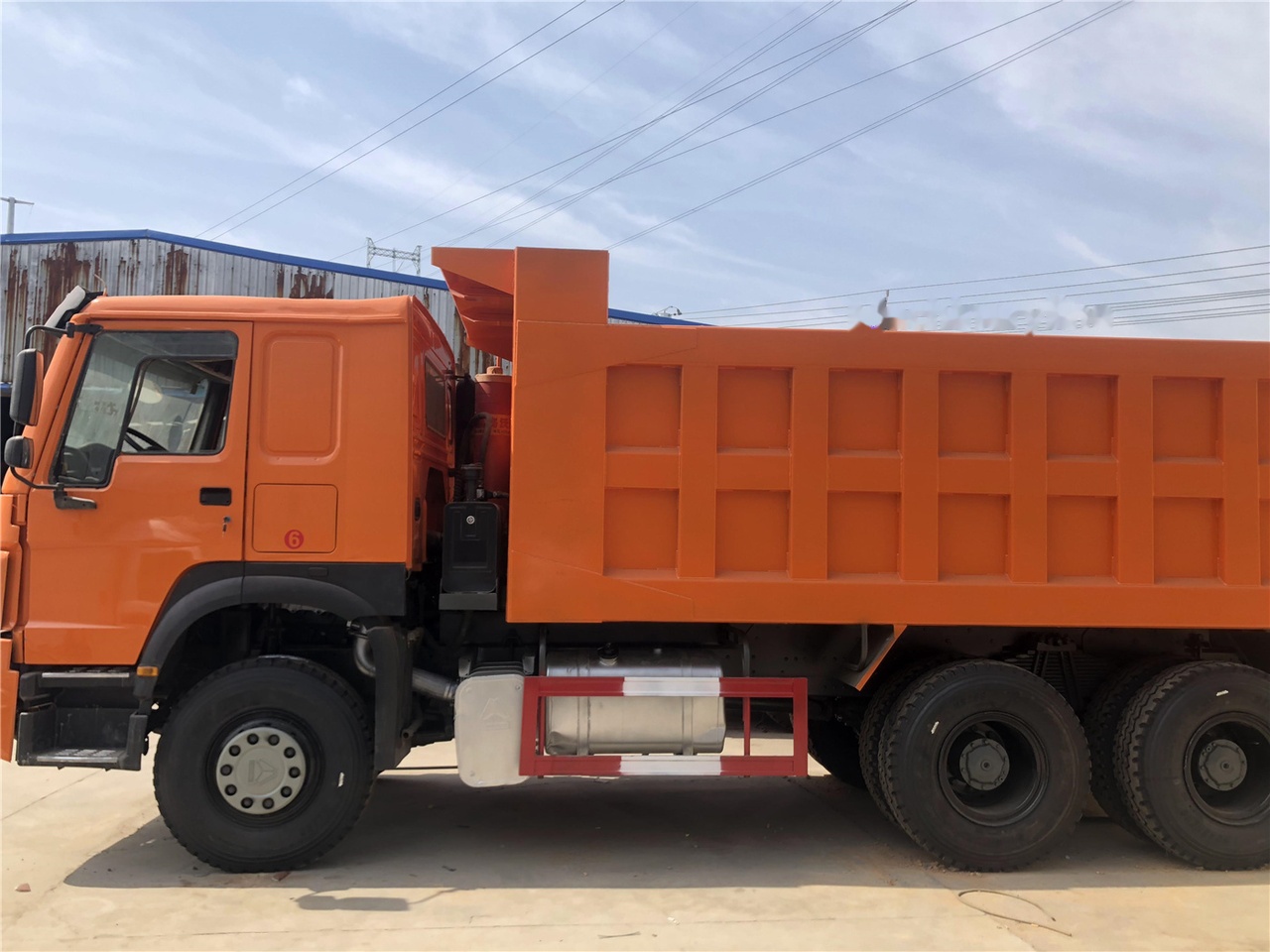 SINOTRUK HOWO 371 Dump truck - Самосвал: фото 4 SINOTRUK HOWO 371 Dump truck - Самосвал: фото 4