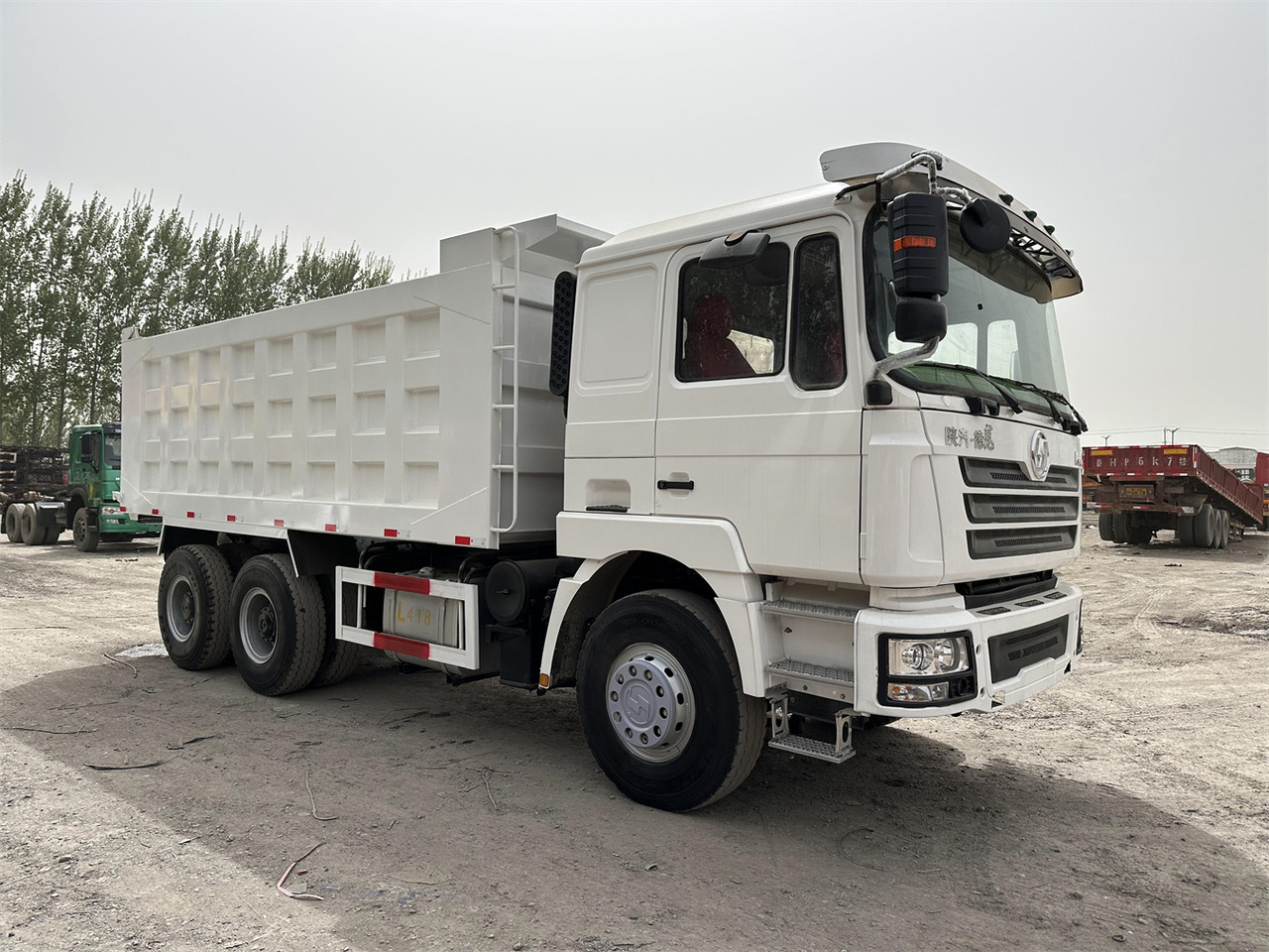 Shacman F3000 Dump truck - Самосвал: фото 1 Shacman F3000 Dump truck - Самосвал: фото 1