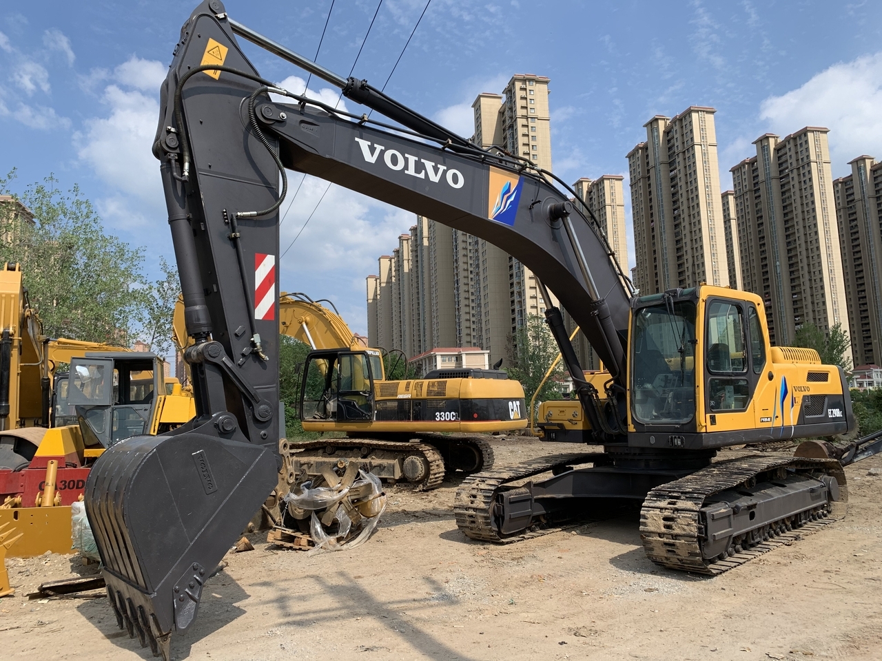 VOLVO EC290BLC - Экскаватор: фото 1