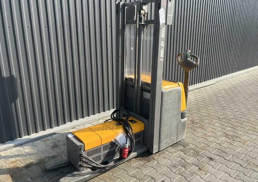 Jungheinrich EJC212 - Штабелер: фото 1 Jungheinrich EJC212 - Штабелер: фото 1