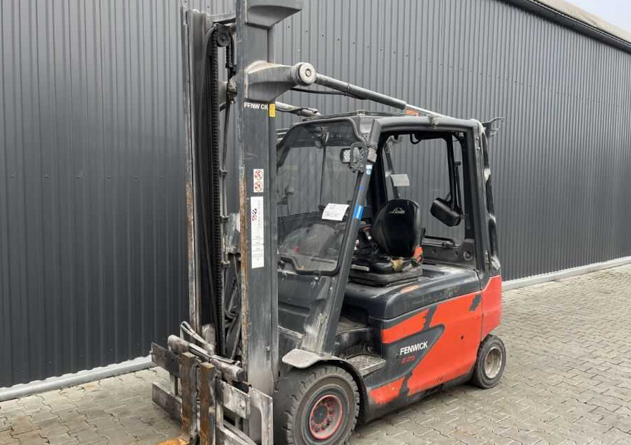 Linde E25L-01 - Электропогрузчик: фото 1 Linde E25L-01 - Электропогрузчик: фото 1