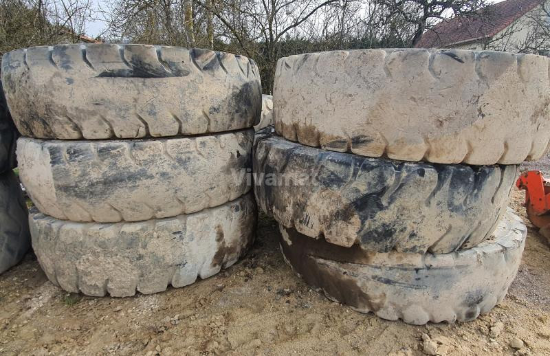 MICHELIN 18.00R33 - Колесо для Строительной техники: фото 1 MICHELIN 18.00R33 - Колесо для Строительной техники: фото 1