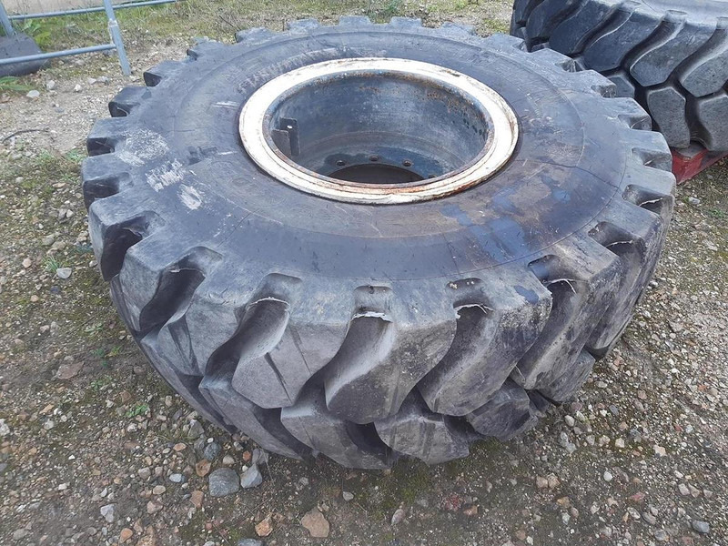 Michelin 20.5R25XLDD2A - Шины и диски: фото 4 Michelin 20.5R25XLDD2A - Шины и диски: фото 4