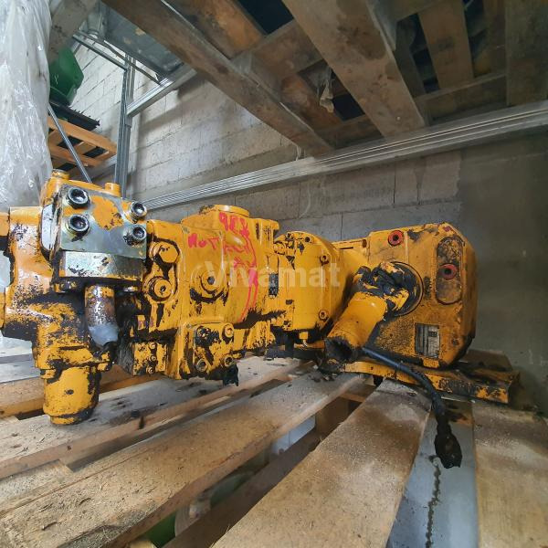 Liebherr 922 - Запчасти для Гусеничных экскаваторов: фото 1 Liebherr 922 - Запчасти для Гусеничных экскаваторов: фото 1