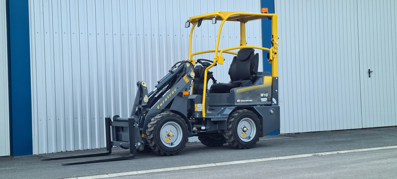 Eurotrac W10 Radlader Hoflader - Компактный фронтальный погрузчик: фото 1 Eurotrac W10 Radlader Hoflader - Компактный фронтальный погрузчик: фото 1