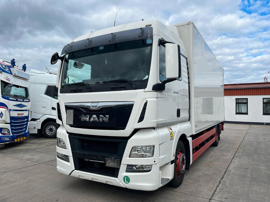 MAN TGX 18.360 * LBW 3t BÄR * STANDKLIMA * NAVI * - Грузовик с закрытым кузовом: фото 1 MAN TGX 18.360 * LBW 3t BÄR * STANDKLIMA * NAVI * - Грузовик с закрытым кузовом: фото 1