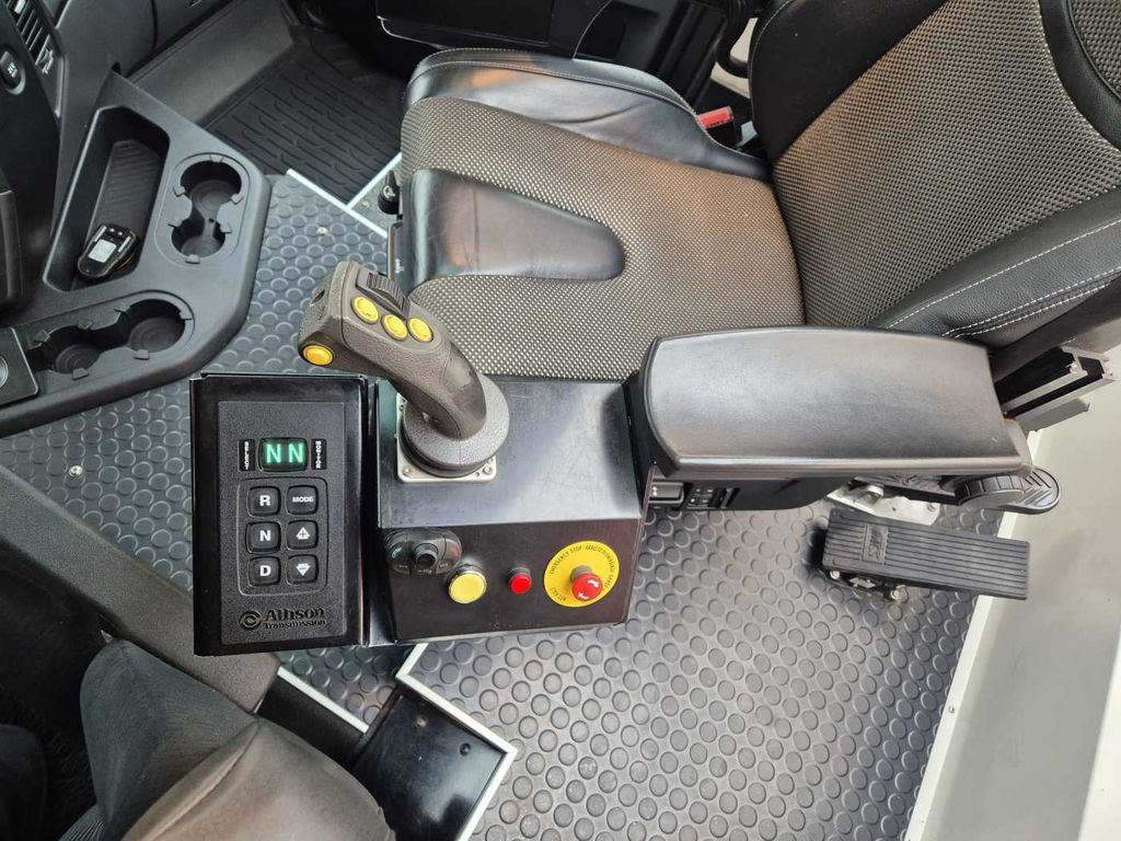Mercedes-Benz TUROX 8x8 Eschlböck Biber 92 Holzhacker / 1.512h  в лизинг Mercedes-Benz TUROX 8x8 Eschlböck Biber 92 Holzhacker / 1.512h: фото 10