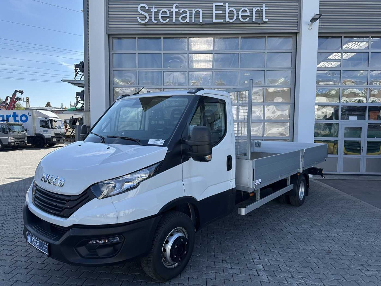 Iveco 60C16H 3.0L *R4.350mm*AHK*3-Sitze*Klima* - Малотоннажный бортовой грузовик: фото 1 Iveco 60C16H 3.0L *R4.350mm*AHK*3-Sitze*Klima* - Малотоннажный бортовой грузовик: фото 1