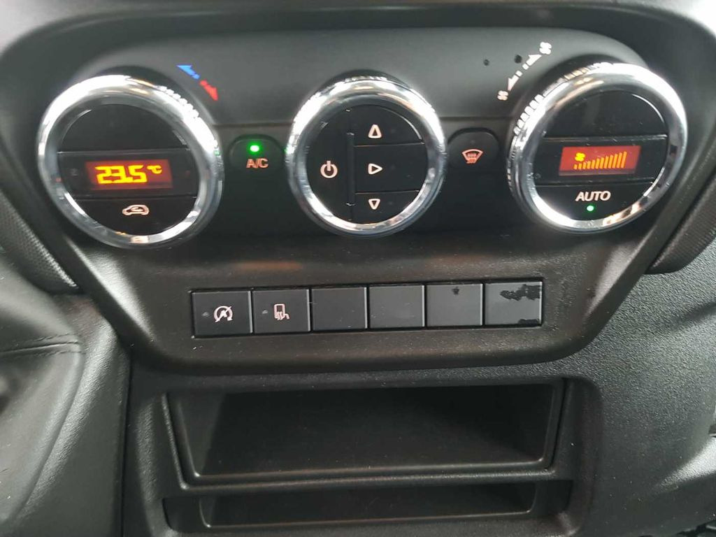 Iveco Daily 35 S 16 V *Klima*L4.100mm*  в лизинг Iveco Daily 35 S 16 V *Klima*L4.100mm*: фото 15