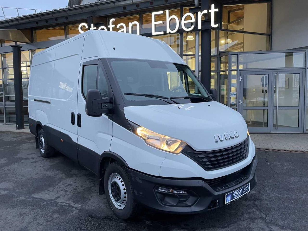 Iveco Daily 35S16 *Klima*L3.520mm* - Цельнометаллический фургон: фото 1 Iveco Daily 35S16 *Klima*L3.520mm* - Цельнометаллический фургон: фото 1