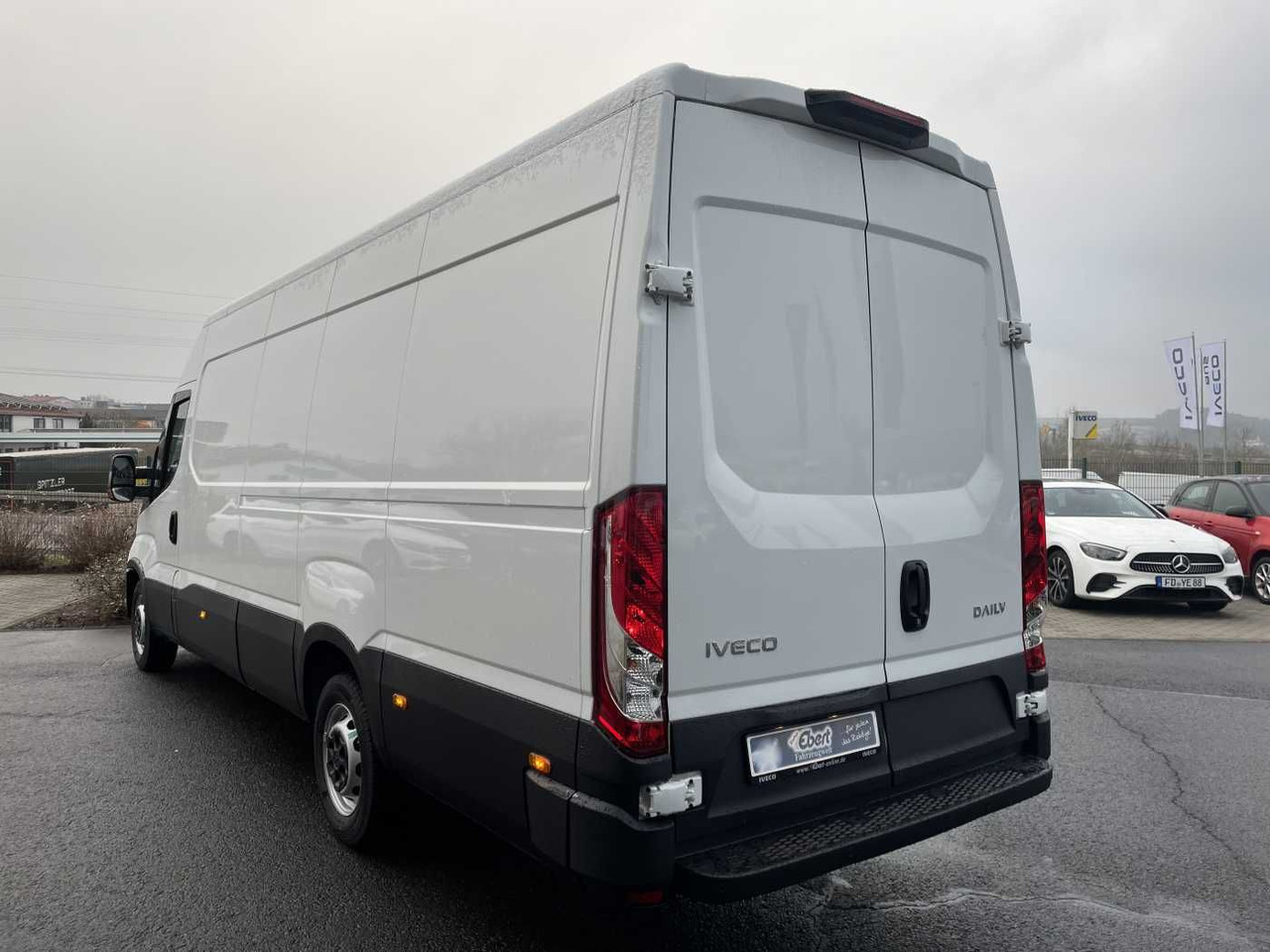 Iveco Daily 35S16V *Klima*R4.100mm* - Цельнометаллический фургон: фото 4 Iveco Daily 35S16V *Klima*R4.100mm* - Цельнометаллический фургон: фото 4