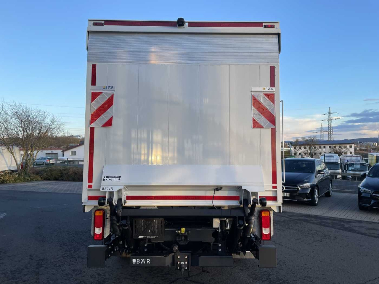 Iveco Daily 70C18 HA8 *LBW*Schwenkwandkoffer* - Фургон с закрытым кузовом: фото 5 Iveco Daily 70C18 HA8 *LBW*Schwenkwandkoffer* - Фургон с закрытым кузовом: фото 5