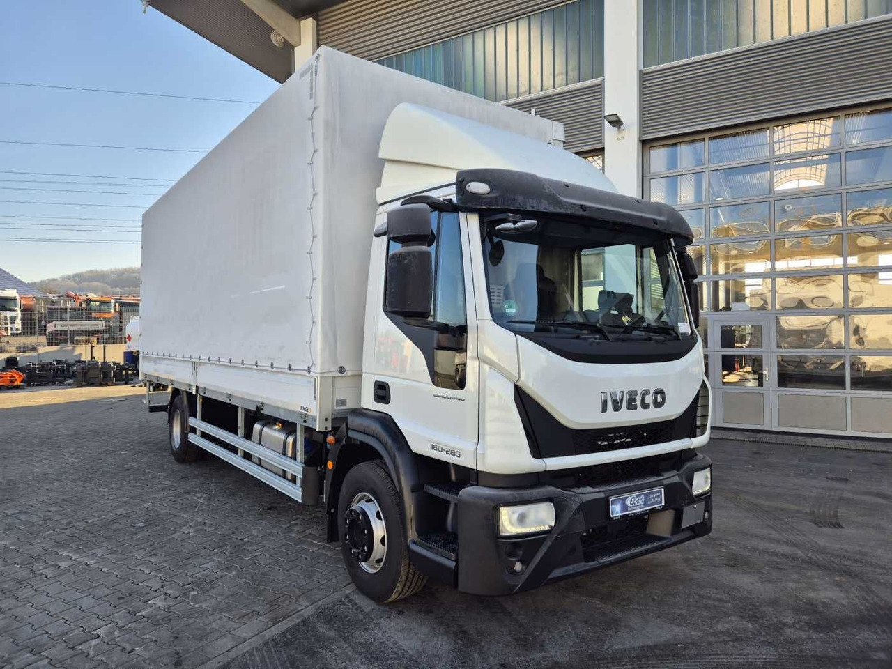 Iveco Eurocargo ML160E28/P LBW Bär Schiebeplane AHK - Тентованный грузовик: фото 2 Iveco Eurocargo ML160E28/P LBW Bär Schiebeplane AHK - Тентованный грузовик: фото 2