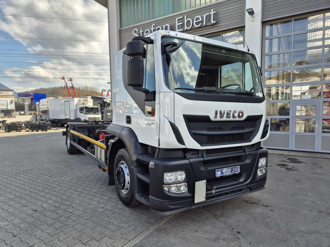 Iveco Stralis AT190S31/P BDF Klima Standh. AHK Bett - Грузовик-контейнеровоз/ Сменный кузов: фото 4 Iveco Stralis AT190S31/P BDF Klima Standh. AHK Bett - Грузовик-контейнеровоз/ Сменный кузов: фото 4