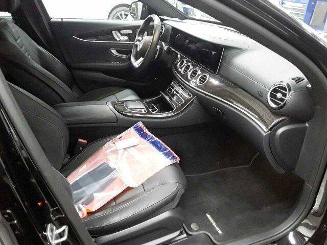 Mercedes-Benz E 300 T de 4M AMG+AHK+Distr+Burm+ R-Kamera+Carpl - Легковой автомобиль: фото 5 Mercedes-Benz E 300 T de 4M AMG+AHK+Distr+Burm+ R-Kamera+Carpl - Легковой автомобиль: фото 5