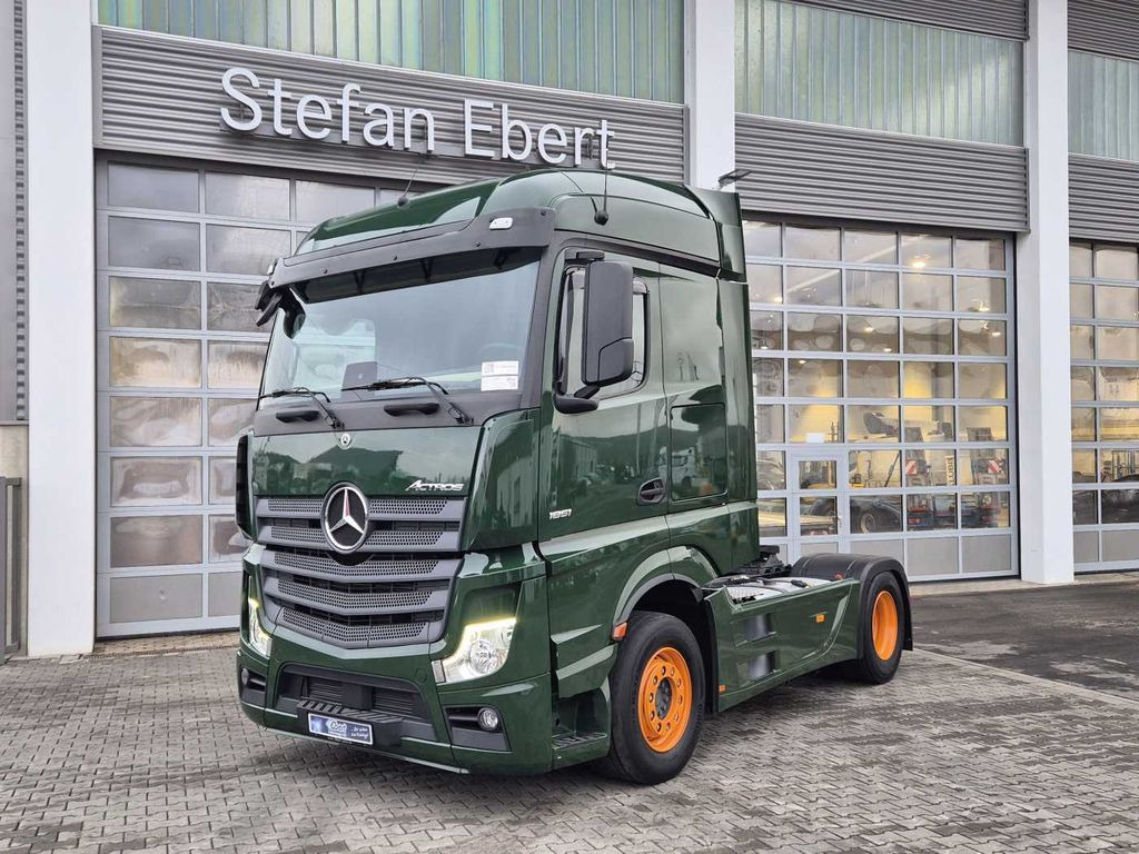 Mercedes-Benz Actros 1851 LS Öl-Retarder Standklima HPEB Navi - Тягач: фото 1 Mercedes-Benz Actros 1851 LS Öl-Retarder Standklima HPEB Navi - Тягач: фото 1